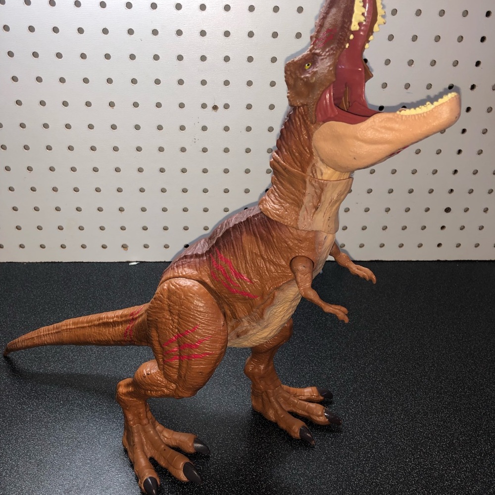 Jurassic World Legacy Collection T-Rex Extreme Chomping JP Dinosaur 18”